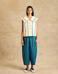 Ruffle Collar Sleeveless Shirt