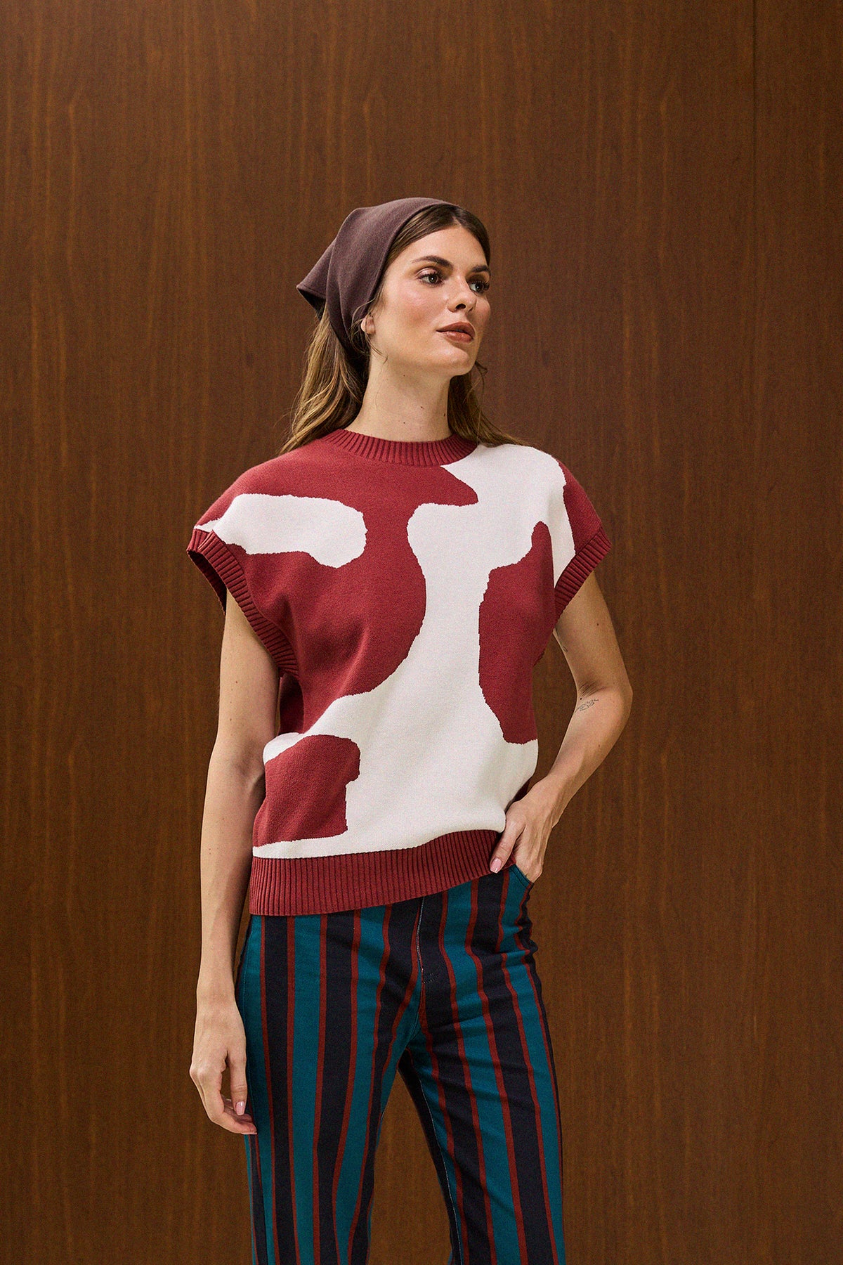 Printed Crew Neck Knit Vest