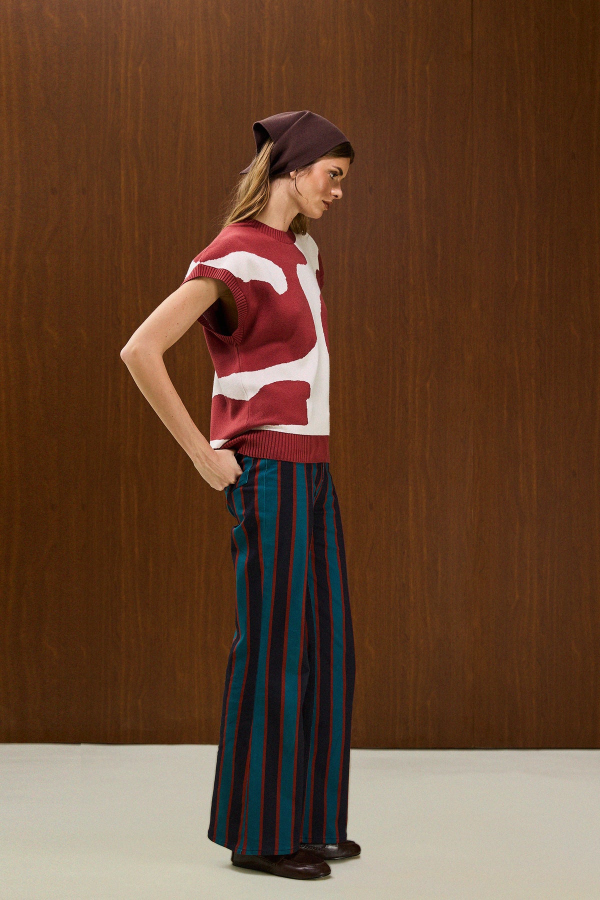 Printed Crew Neck Knit Vest