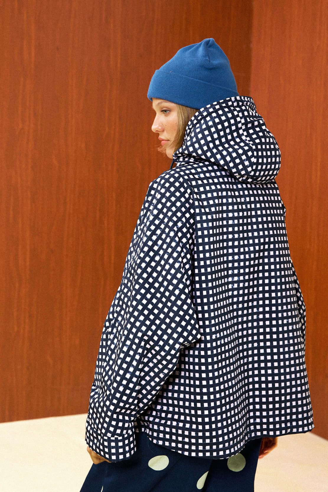 Hooded Rain Coat with Front Pockets